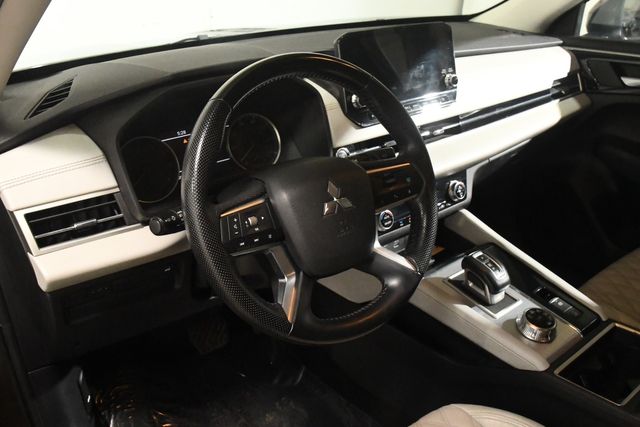 2022 Mitsubishi Outlander SEL Special Edition | Branford, CT | Sound Auto Wholesalers 2022 Mitsubishi Outlander SEL Special Edition | Branford, CT | Sound Auto Wholesalers