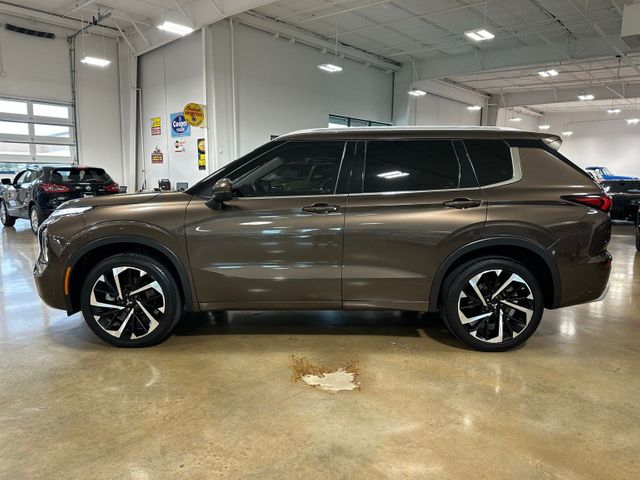 2022 Mitsubishi Outlander SEL | Irving, Texas | Hopper Motorplex 2022 Mitsubishi Outlander SEL | Irving, Texas | Hopper Motorplex