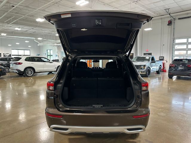 2022 Mitsubishi Outlander SEL | Irving, Texas | Hopper Motorplex