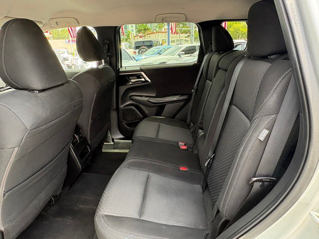 2022 Mitsubishi Outlander ES