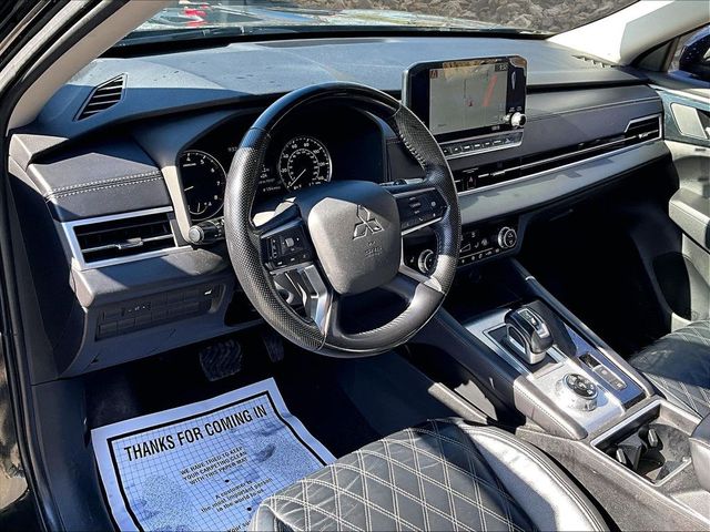 2022 Mitsubishi Outlander SEL