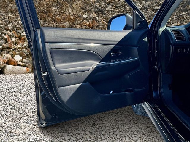 2022 Mitsubishi Outlander Sport SE