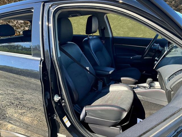 2022 Mitsubishi Outlander Sport SE