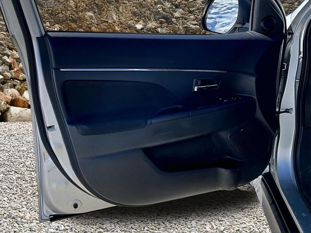 2022 Mitsubishi Outlander Sport ES