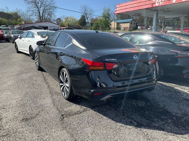 2022 Nissan Altima 2.5 SR