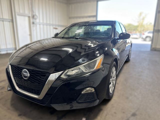 2022 Nissan Altima 2.5 S | Houston, TX | Texas Star Motors 2022 Nissan Altima 2.5 S | Houston, TX | Texas Star Motors