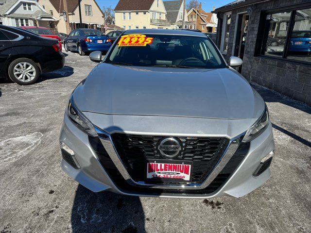 2022 Nissan Altima 2.5 SV