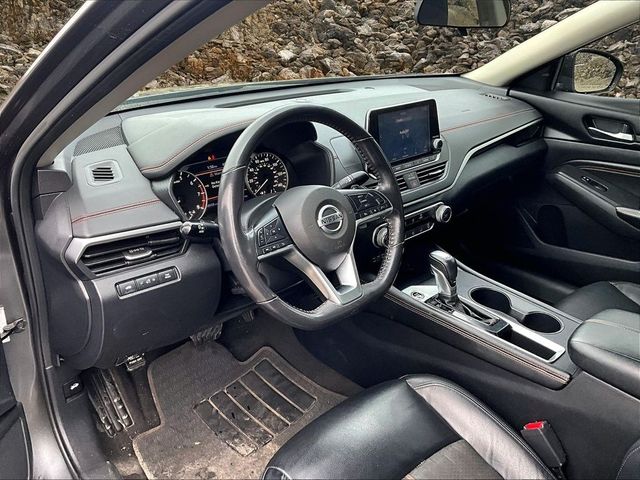 2022 Nissan Altima 2.5 SR