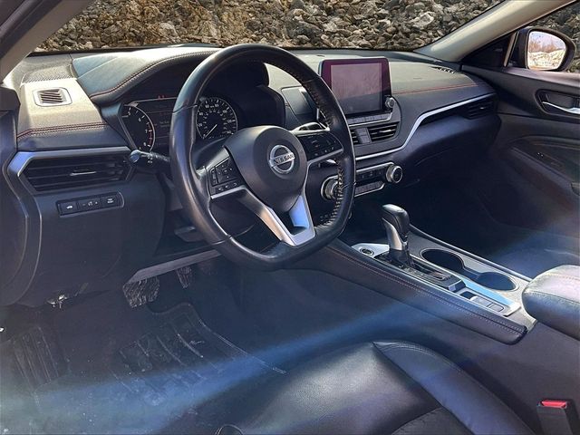 2022 Nissan Altima 2.5 SR