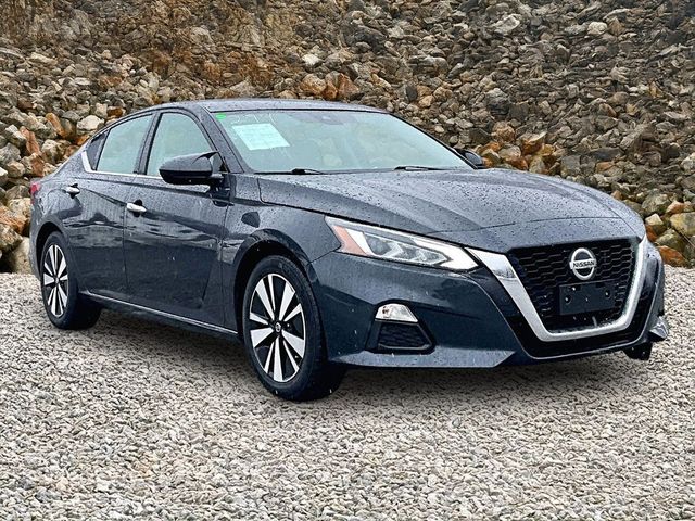 2022 Nissan Altima 2.5 SV | Naugatuck, Connecticut | A Better Way Wholesale Autos-CT