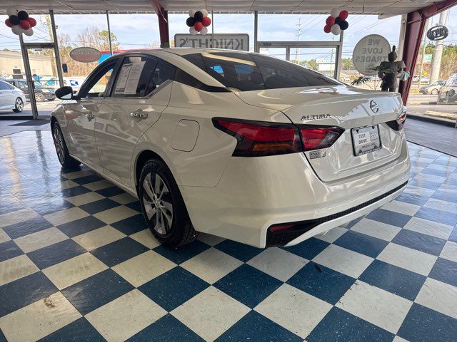 2022 Nissan Altima 2.5 S | Rome, GA | Knight's Car Store 2022 Nissan Altima 2.5 S | Rome, GA | Knight's Car Store
