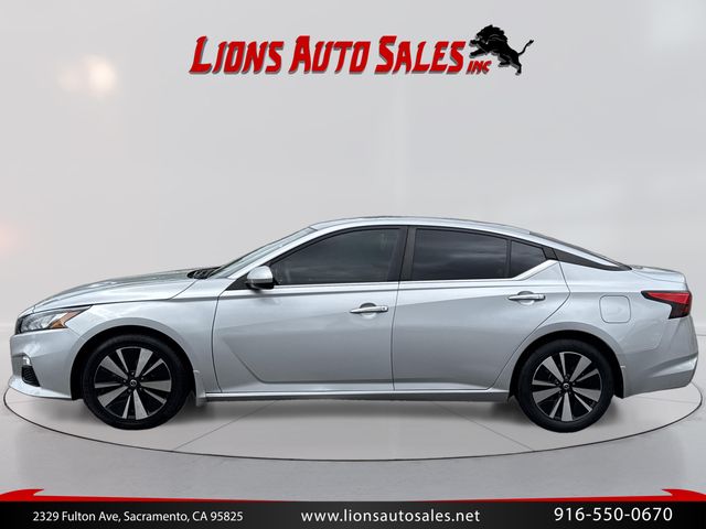 2022 Nissan Altima 2.5 SV