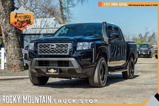 2022 Nissan Frontier SV CREW CAB / 3.8L V6 / LOW MILES / CLEAN CARFAX | Austin, TX | Rocky Mountain Truck Stop Austin in Austin, TX 78759