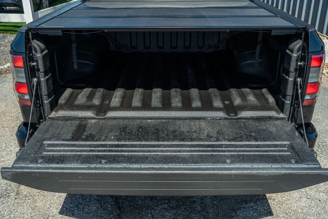 2022 Nissan Frontier SV CREW CAB / 3.8L V6 / LOW MILES / CLEAN CARFAX | Dallas, TX | Rocky Mountain Truck Stop Dallas 2022 Nissan Frontier SV CREW CAB / 3.8L V6 / LOW MILES / CLEAN CARFAX | Dallas, TX | Rocky Mountain Truck Stop Dallas