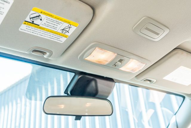 2022 Nissan Frontier SV CREW CAB / 3.8L V6 / LOW MILES / CLEAN CARFAX | Austin, TX | Rocky Mountain Truck Stop Austin 2022 Nissan Frontier SV CREW CAB / 3.8L V6 / LOW MILES / CLEAN CARFAX | Austin, TX | Rocky Mountain Truck Stop Austin