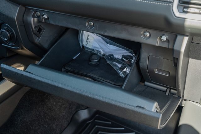 2022 Nissan Frontier SV CREW CAB / 3.8L V6 / LOW MILES / CLEAN CARFAX | Austin, TX | Rocky Mountain Truck Stop Austin 2022 Nissan Frontier SV CREW CAB / 3.8L V6 / LOW MILES / CLEAN CARFAX | Austin, TX | Rocky Mountain Truck Stop Austin