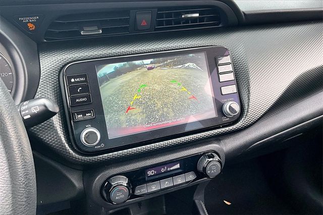 2022 Nissan Kicks SV