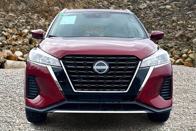 2022 Nissan Kicks SV