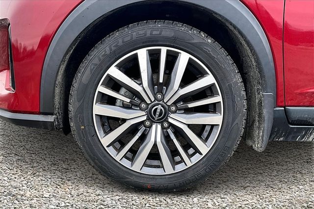 2022 Nissan Kicks SV