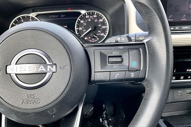 2022 Nissan Rogue SV