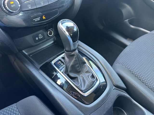 2022 Nissan Rogue Sport S