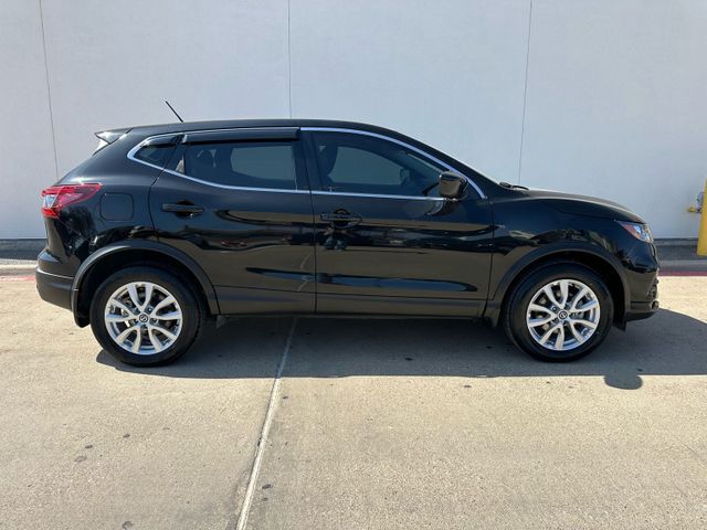 2022 Nissan Rogue Sport S