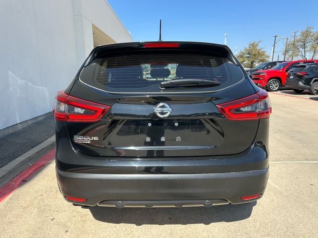 2022 Nissan Rogue Sport S