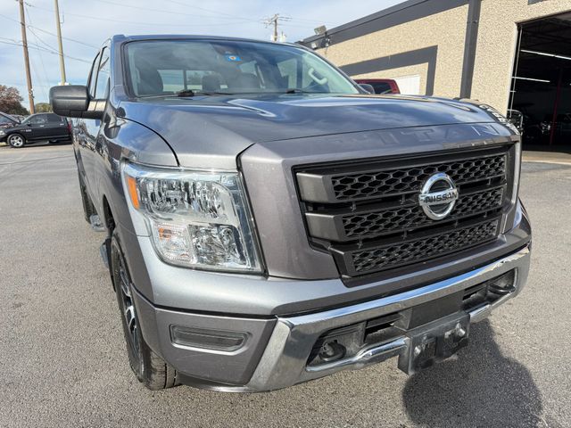 2022 Nissan TITAN SV 4X4 5.6L V8 Gasoline