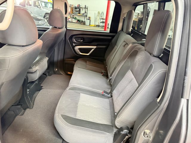 2022 Nissan TITAN SV 4X4 5.6L V8 Gasoline