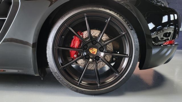 2022 Porsche 718 Cayman GTS 4.0