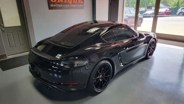 2022 Porsche 718 Cayman GTS 4.0