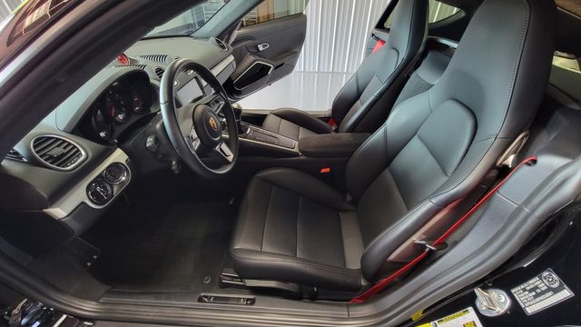 2022 Porsche 718 Cayman GTS 4.0