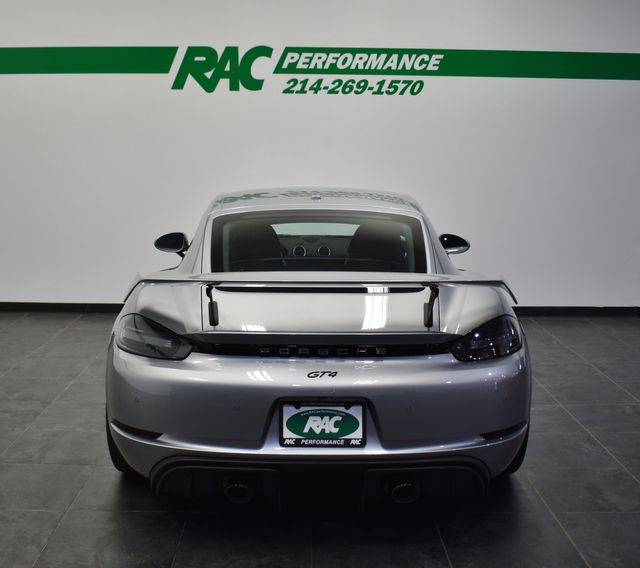 2022 Porsche 718 Cayman GT4