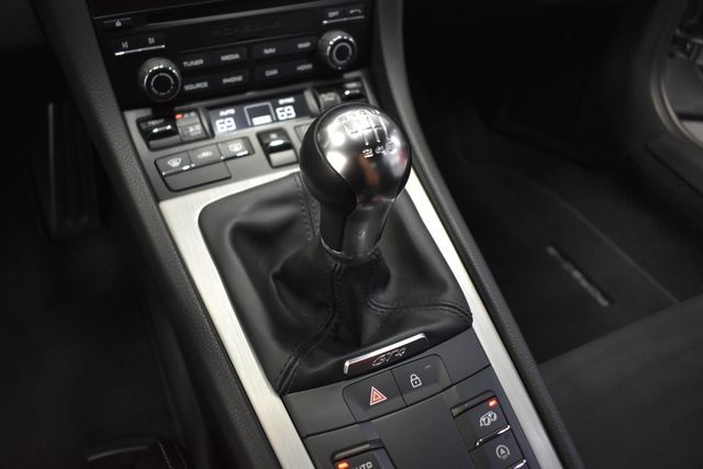 2022 Porsche 718 Cayman GT4 2022 Porsche 718 Cayman GT4