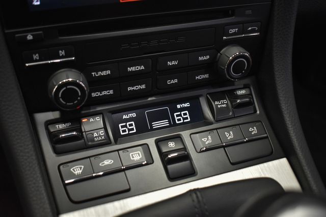 2022 Porsche 718 Cayman GT4 2022 Porsche 718 Cayman GT4