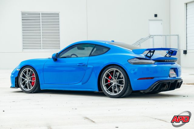 2022 Porsche 718 Cayman GT4