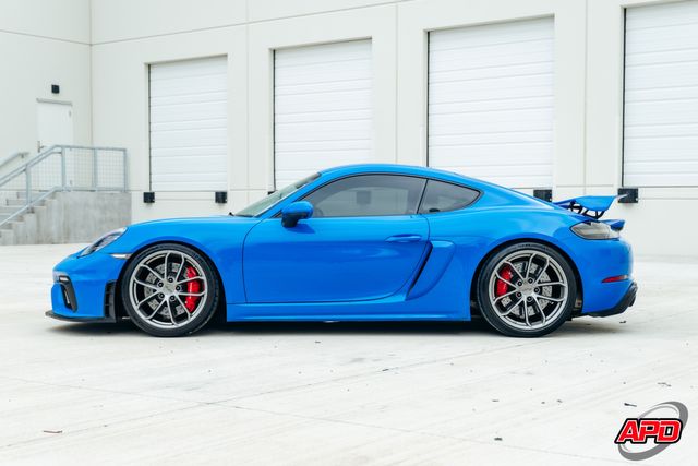 2022 Porsche 718 Cayman GT4