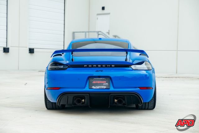 2022 Porsche 718 Cayman GT4 2022 Porsche 718 Cayman GT4