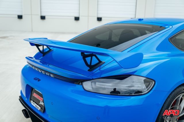 2022 Porsche 718 Cayman GT4 2022 Porsche 718 Cayman GT4