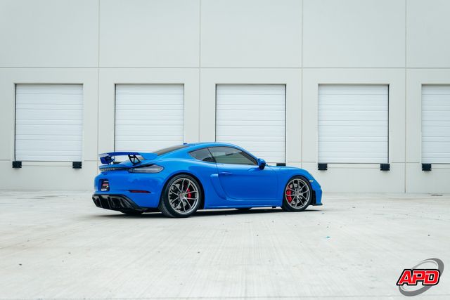 2022 Porsche 718 Cayman GT4 2022 Porsche 718 Cayman GT4