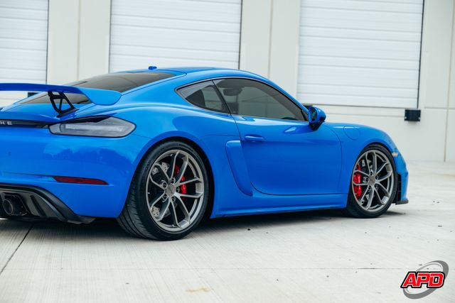 2022 Porsche 718 Cayman GT4 2022 Porsche 718 Cayman GT4