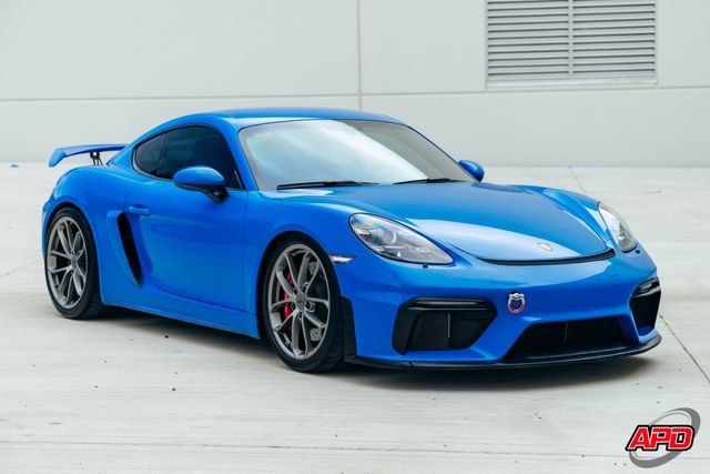 2022 Porsche 718 Cayman GT4 2022 Porsche 718 Cayman GT4