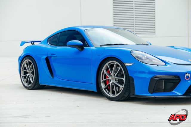 2022 Porsche 718 Cayman GT4