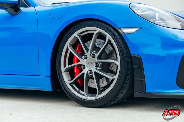 2022 Porsche 718 Cayman GT4 2022 Porsche 718 Cayman GT4