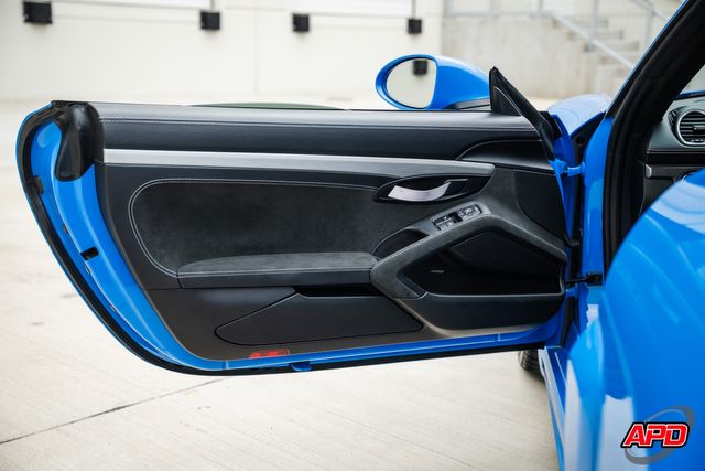 2022 Porsche 718 Cayman GT4 2022 Porsche 718 Cayman GT4