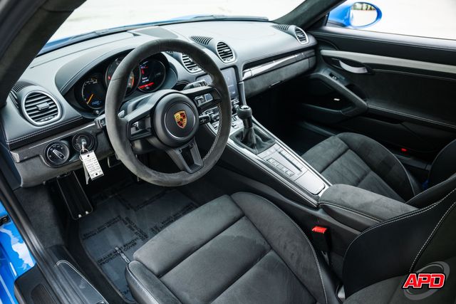 2022 Porsche 718 Cayman GT4 2022 Porsche 718 Cayman GT4