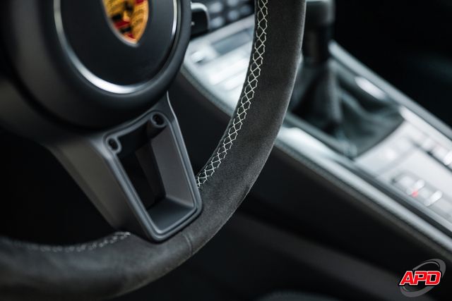 2022 Porsche 718 Cayman GT4 2022 Porsche 718 Cayman GT4