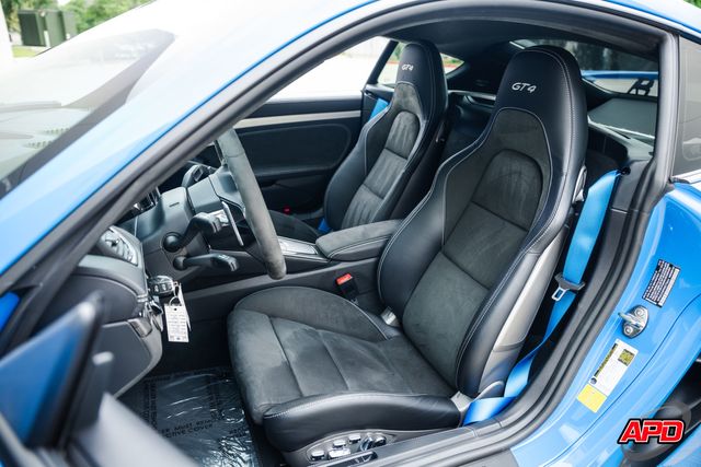 2022 Porsche 718 Cayman GT4