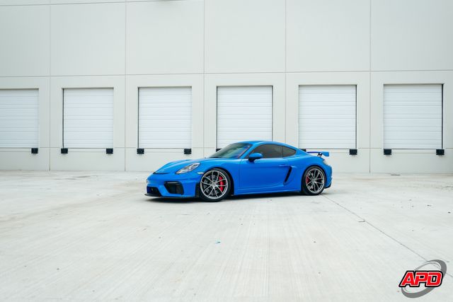 2022 Porsche 718 Cayman GT4