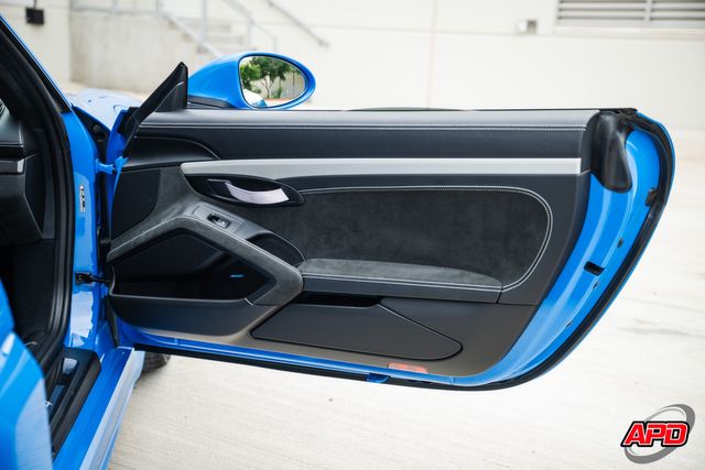 2022 Porsche 718 Cayman GT4 2022 Porsche 718 Cayman GT4